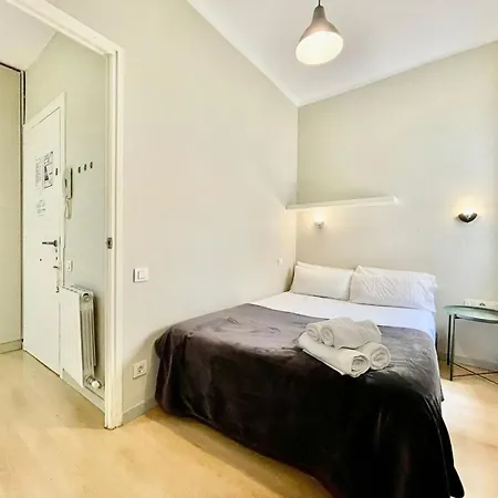 Barcelonaforrent Sagrada Penthouse *