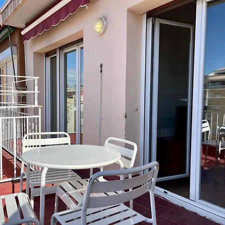 Barcelonaforrent Sagrada Penthouse Apartamento