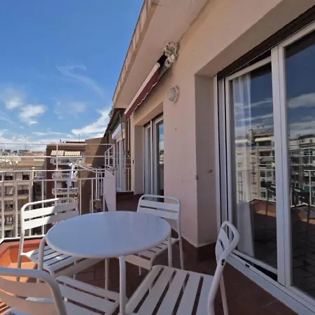 Barcelonaforrent Sagrada Penthouse Apartament *