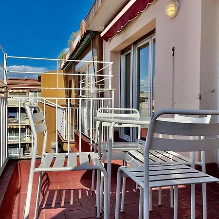 Barcelonaforrent Sagrada Penthouse * Barcellona