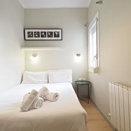 Barcelonaforrent Sagrada Penthouse Appartamento Barcellona