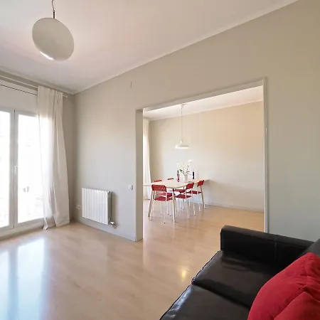Barcelonaforrent Sagrada Penthouse Appartamento *